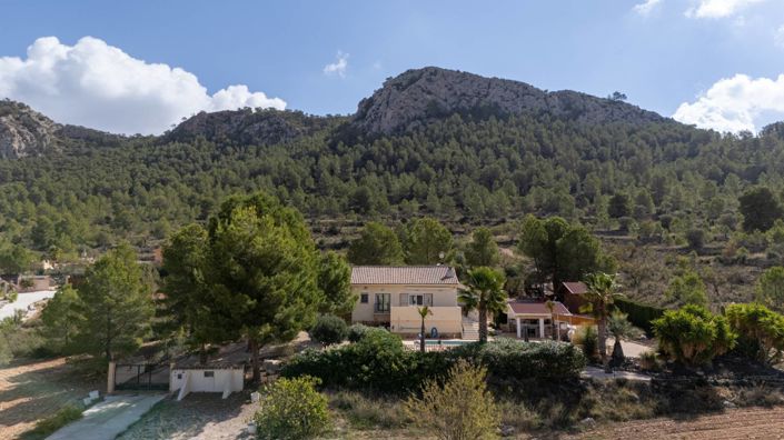 Image No.40-4 Bed Villa for sale