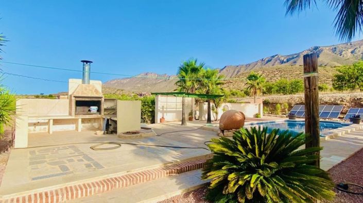 Image No.17-4 Bed Villa for sale