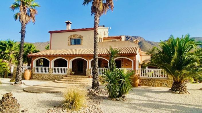 Image No.24-4 Bed Villa for sale