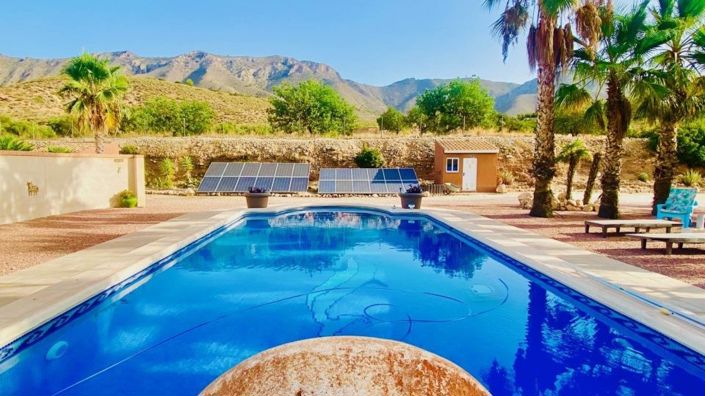 Image No.4-4 Bed Villa for sale