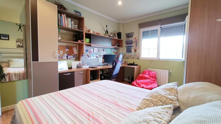 Image No.33-4 Bed Townhouse for sale