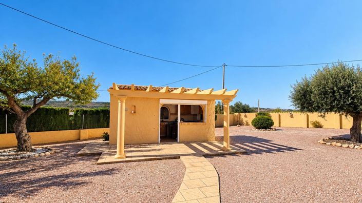 Image No.12-4 Bed Villa for sale