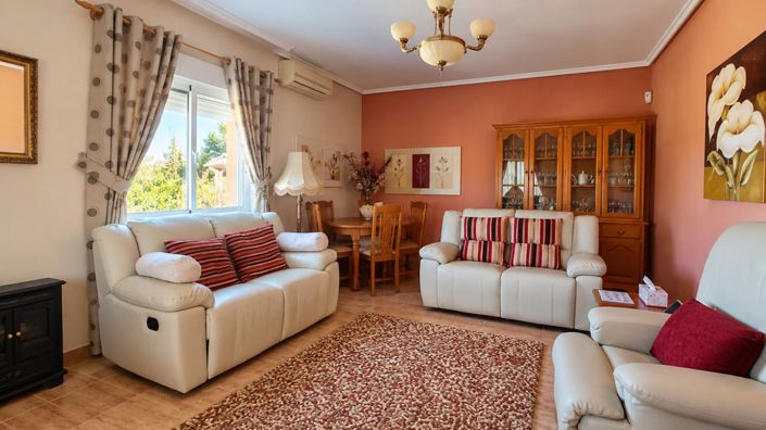 Image No.24-4 Bed Villa for sale