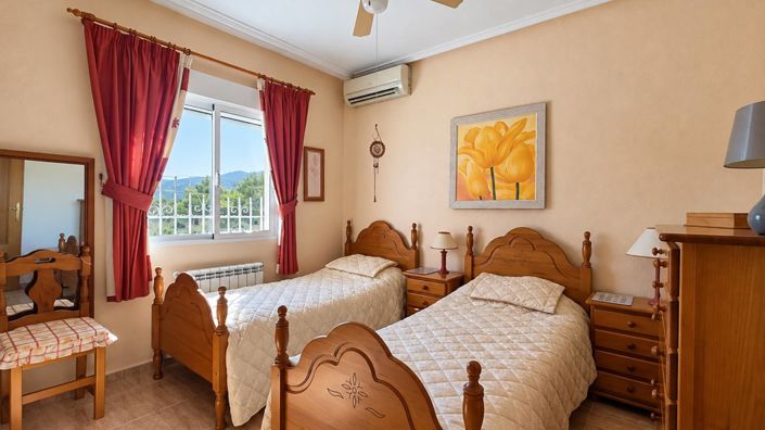 Image No.33-4 Bed Villa for sale
