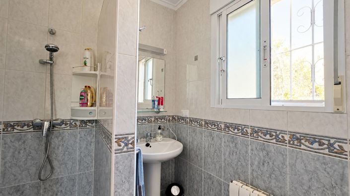 Image No.38-4 Bed Villa for sale