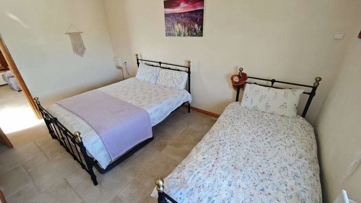 Image No.38-Propriété de 4 chambres à vendre